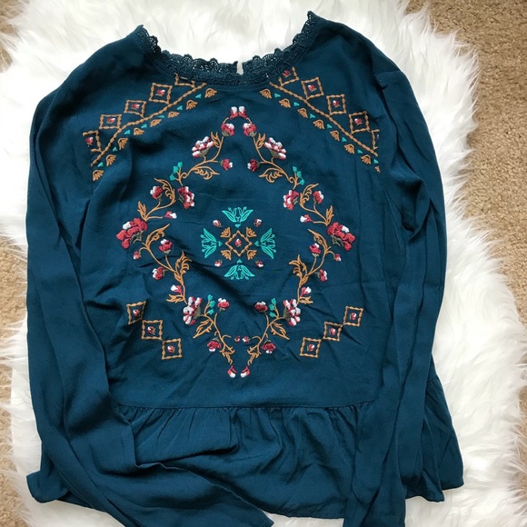 Beautiful Embroidered Boho Blouse - Picture 3 of 5